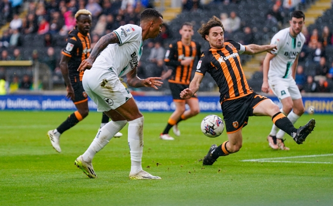 Hull City evinde 1 puana raz� oldu!