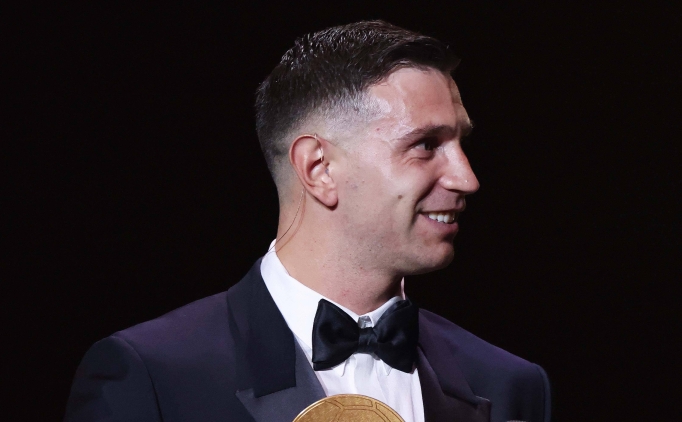 Lisandro Martinez'den Emiliano Martinez tepkisi!