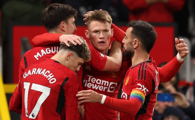 MANU, Chelsea'yi McTominay ile ge�ti!