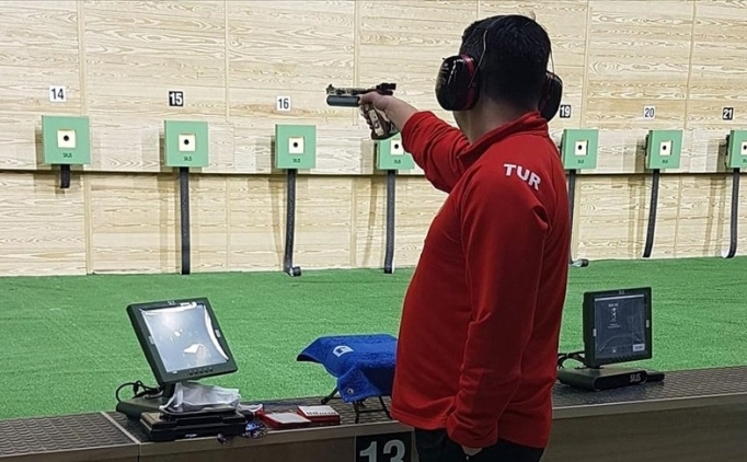 smail Kele ve imal Ylmaz'dan bronz madalya