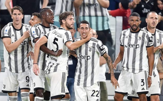 Juventus'ta ayrlk listesi!