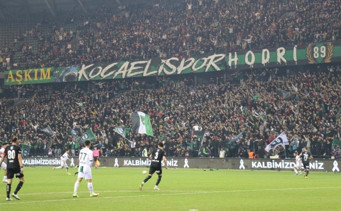 Kocaelispor-Sakaryaspor ma��nda gerginlik