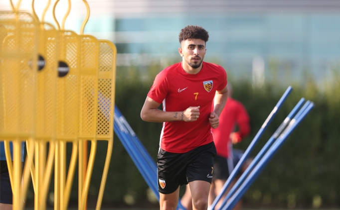 Kayserispor'da Bilal Baackolu krizi