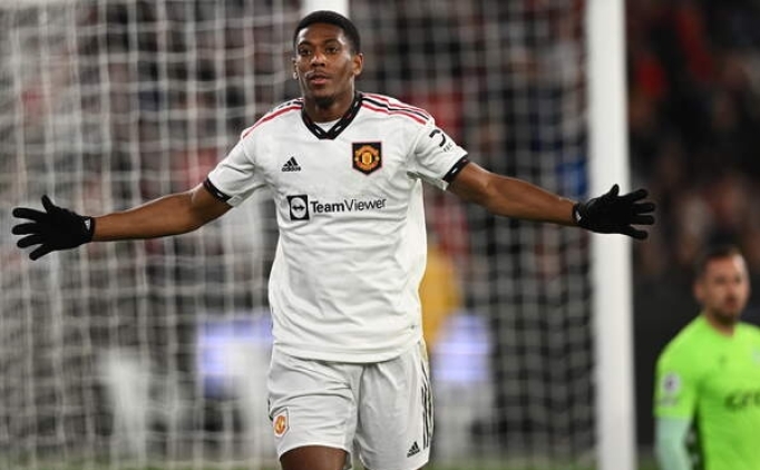 Martial'e Ada'dan talip ��kt�!