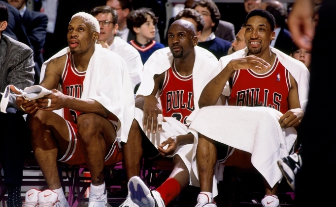 Jordan, Pippen ve Rodman, Bulls'un ilk 'Ring of Honor' etkinliinde!