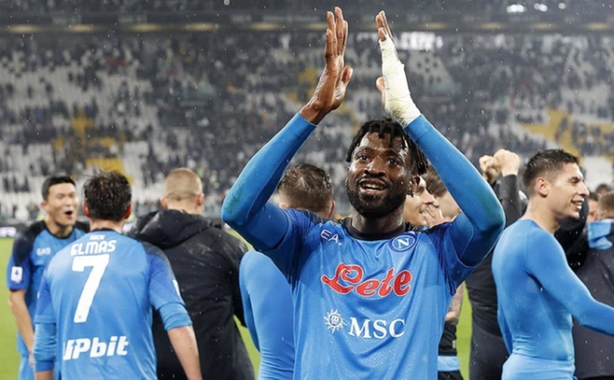 Napoli sezonu galibiyetle noktalad�