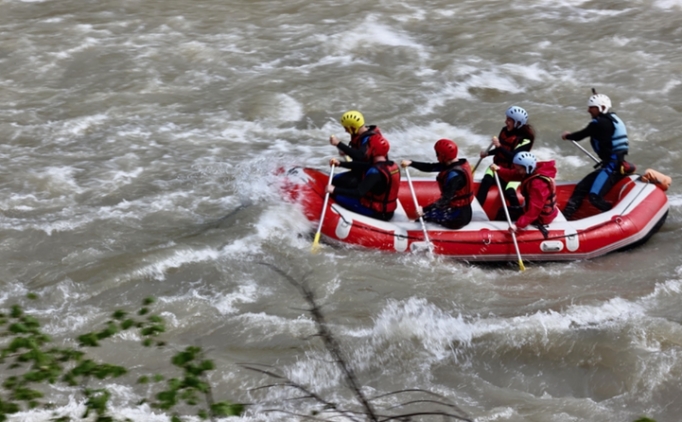 Rafting Milli Tak�mlar� D�nya �ampiyonas�na haz�rlan�yor