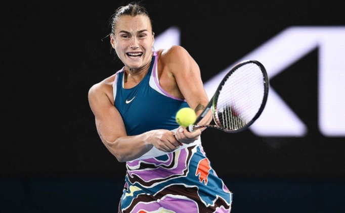 Wimbledon'da favori veda etti