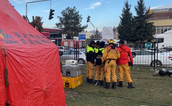 Tayvan'dan 155 kiilik arama kurtarma ekibi Adyaman'da
