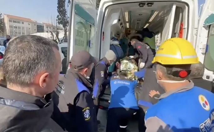 Giresunspor'dan depremzedeler i�in dostluk ma��!