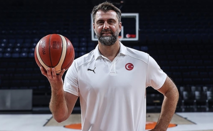 Mehmet Okur: '�leride Fenerbah�e'de �al��mak isterim'