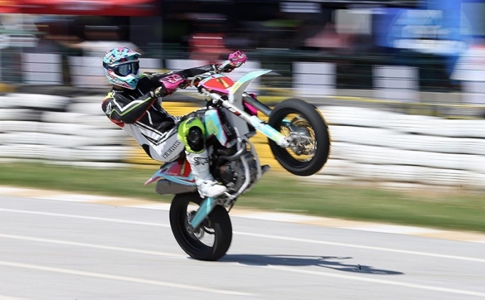 S�permoto �ampiyonas� ba�lad�