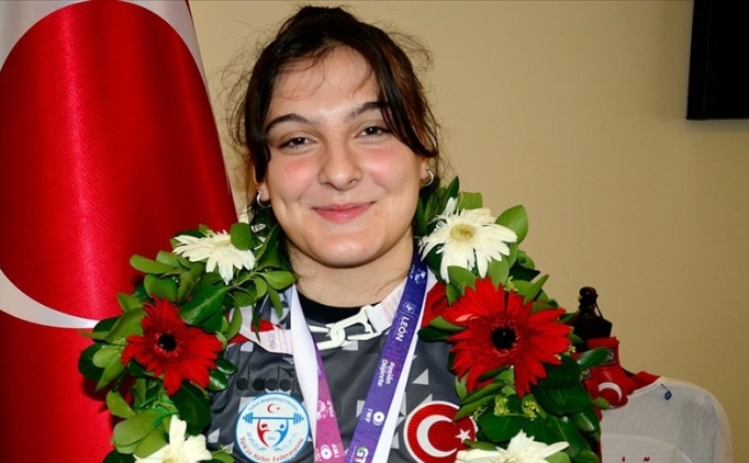 Burcu �ldem'den Arnavutluk'ta 3 madalya