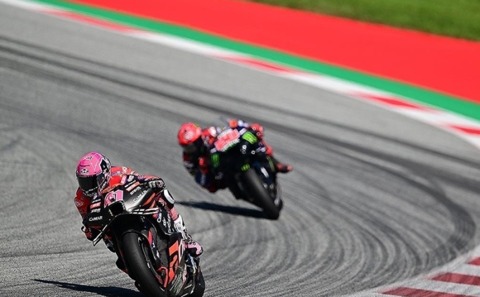 MotoGP'de kazanan Aleix Espargaro oldu