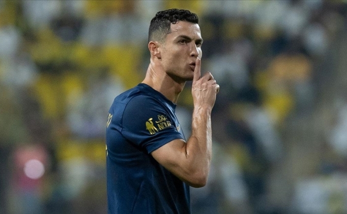 Cristiano Ronaldo, pop�lerlikte rakip tan�m�yor
