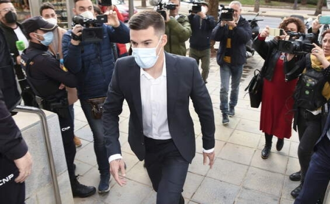 Taraftar bask�s� transferi iptal ettirdi