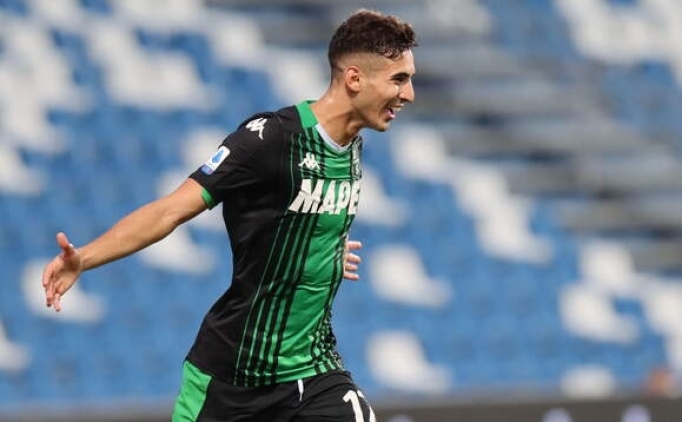 Galatasaray, Mert M�ld�r'� bitiriyor