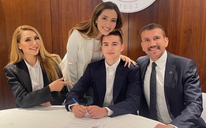 Rt Reber'in olu ngiliz ekibiyle imzalad!