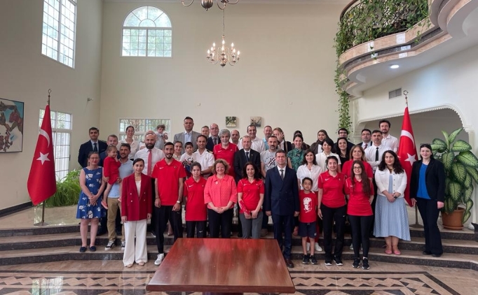 Para Badminton Uluslararas� Bahreyn Turnuvas� s�r�yor!