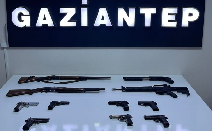 Gaziantep'te olayl� kutlamalar: 11 g�zalt�