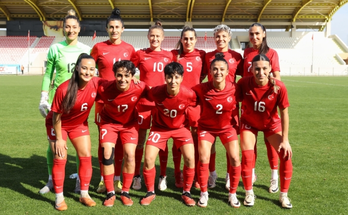 Kad�n A Milli Tak�m�m�z elemelere k�t� ba�lad�