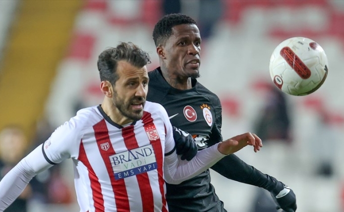 Sivasspor, Avrupa hedefi i�in Galatasaray kar��s�nda