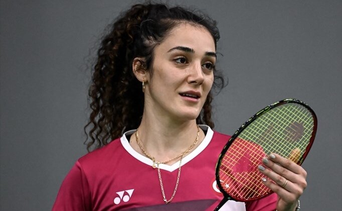 Milli badmintoncu Neslihan Ar�n, Avrupa �ampiyonas�'nda yar� finale y�kseldi