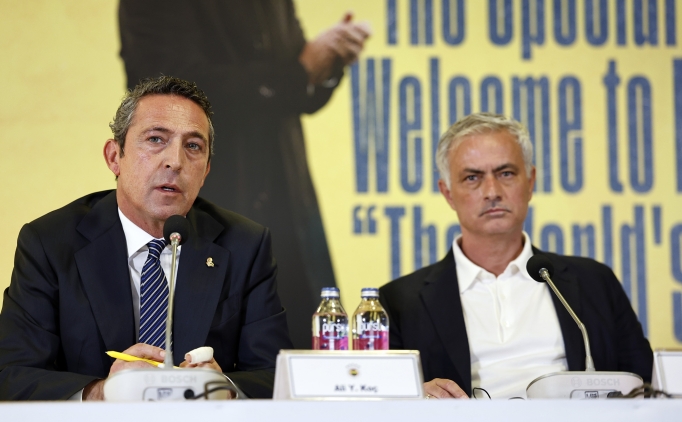 Fenerbah�e y�netimi ve Mourinho, milli ma�ta!