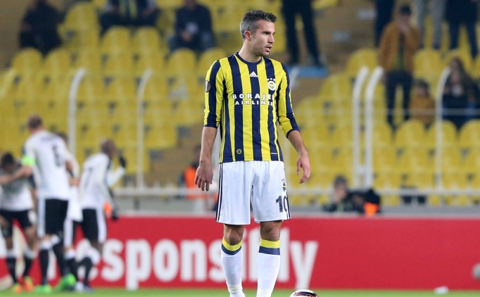 Robin van Persie teknik direkt�r� oluyor; i�te adresi