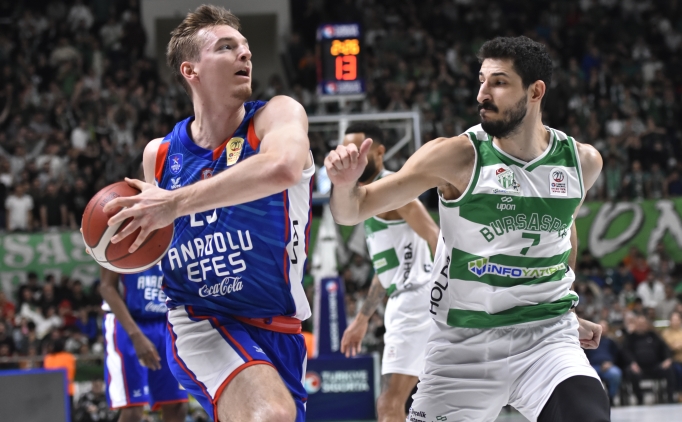 Anadolu Efes, Bursaspor deplasmanndan galibiyetle dnd