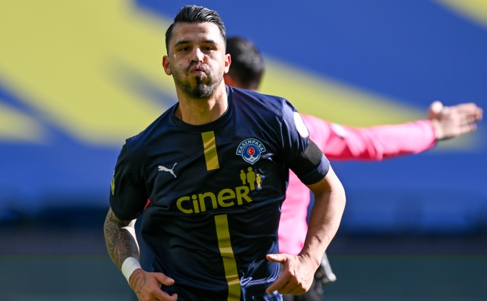 S�per Lig'de 'gol krall���' yar���ndaki tek T�rk