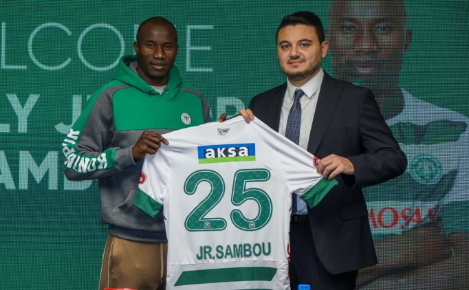 Konyaspor yeni transferini aklad