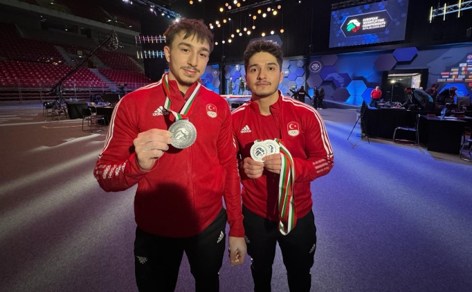 Milli halterciler Muhammed ve Yusuf'un, gz Paris 2024'te