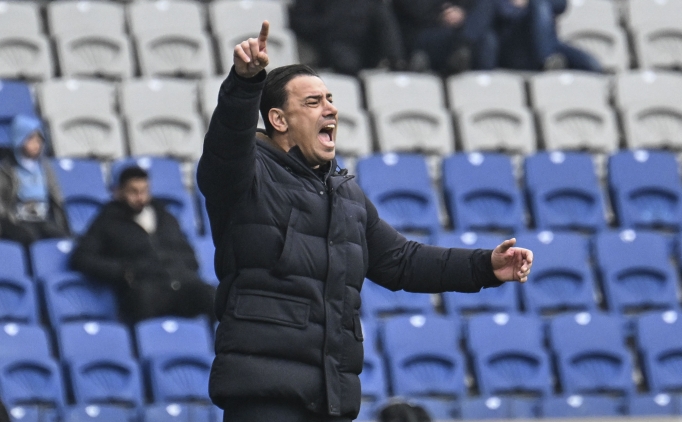 �a�da� Atan'dan ele�tirilere De Zerbi �rne�i!