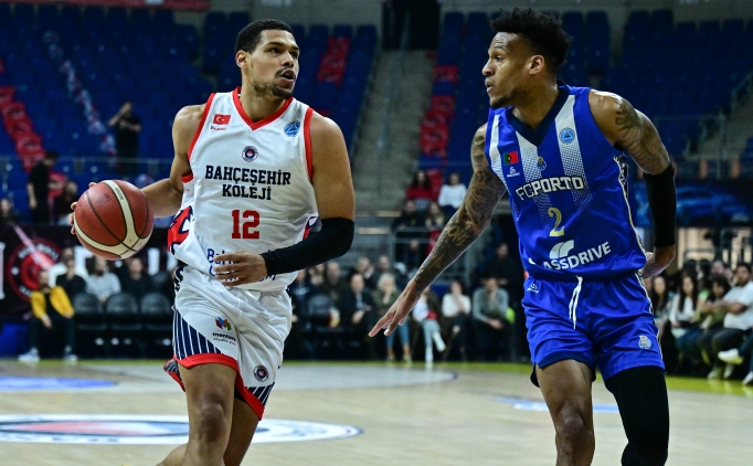 Bah�e�ehir evinde kazand� yar� finale y�kseldi