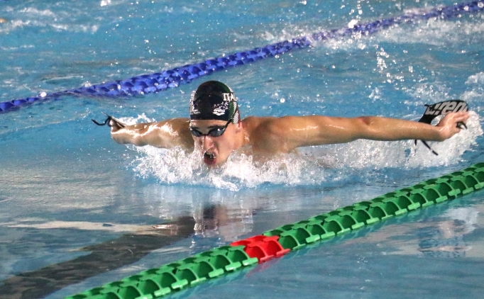 T�rkiye rekortmeni milli y�z�c�, Avrupa Gen�ler Y�zme �ampiyonas�'na odakland�