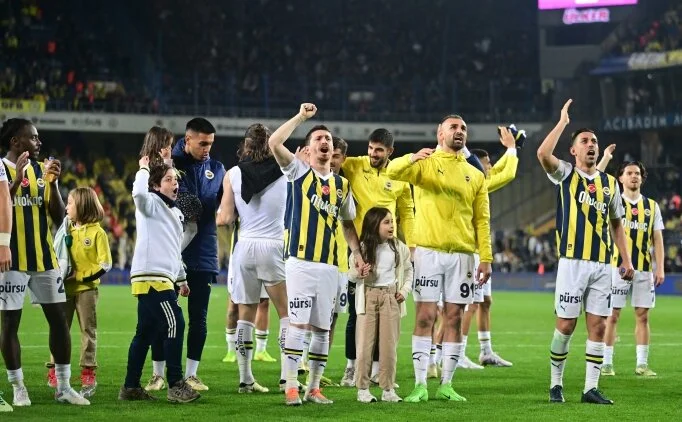 Mert Hakan ve F.Bah�e'den tepki: 'K�pek gibi korkuyorsunuz!'