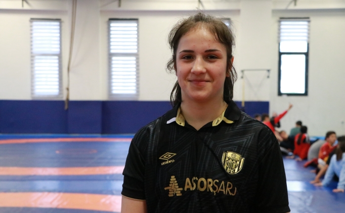 T�rkiye �ampiyonu Esma Nur'un hedefi Avrupa �ampiyonlu�u