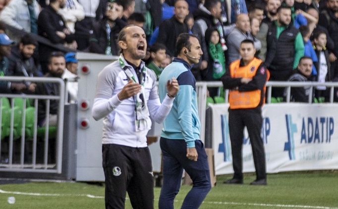 Sakaryaspor'da Tuncay �anl� ile ayr�l�k!