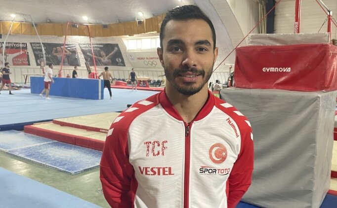 Milli cimnastikci Ferhat Ar�can, tarihte bir ilkin pe�inde