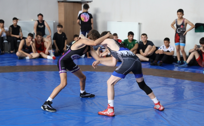 ABD'li g�re��iler Edirne'de kamp yapt�