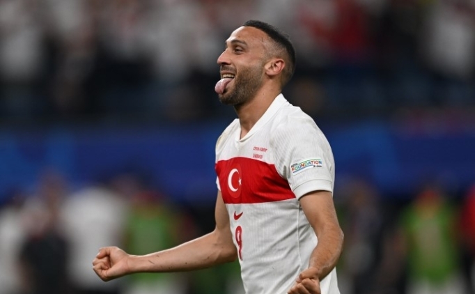 Cenk Tosun'dan Fenerbaheli isme mesaj