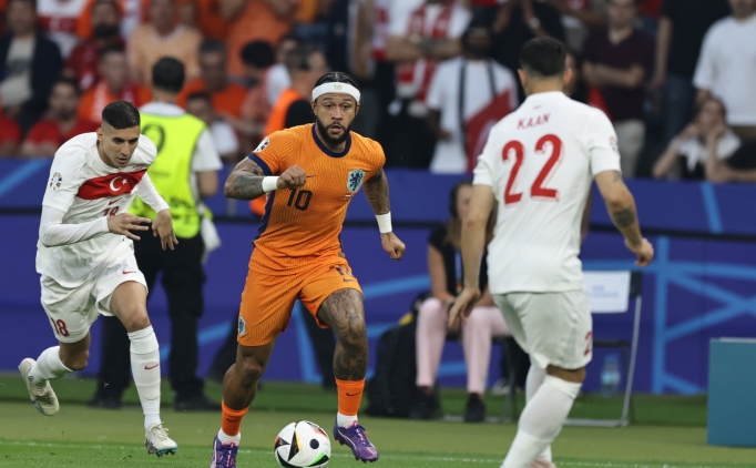 Skandal! Bu nas�l k�rm�z� kart de�il!