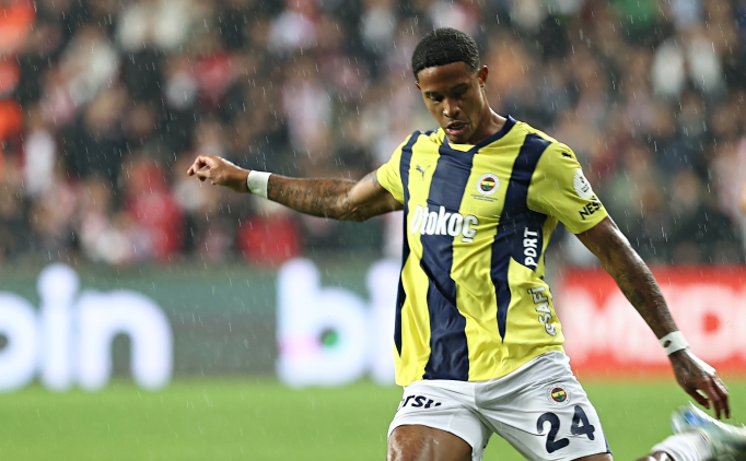 Fenerbahe'de Jayden Oosterwolde sakatland