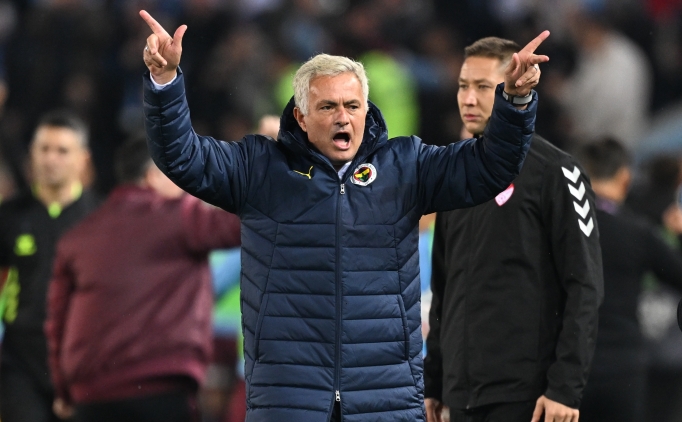 Mourinho: 'Karaolan' istemiyoruz!'