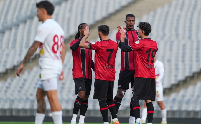 Fatih Karagmrk, evinde gol oldu yad