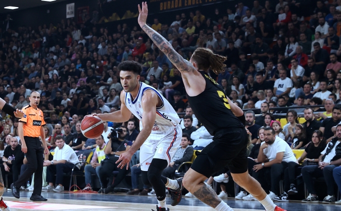 Anadolu Efes, Mersin Spor'u deplasmanda farkl malup etti