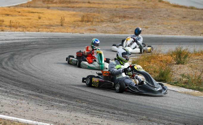 Trkiye Karting ampiyonas'nn 6. aya Uak'ta balad