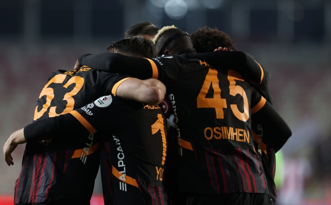 Galatasaray, son 3 ma�ta geriye d��mesine ra�men kazand�