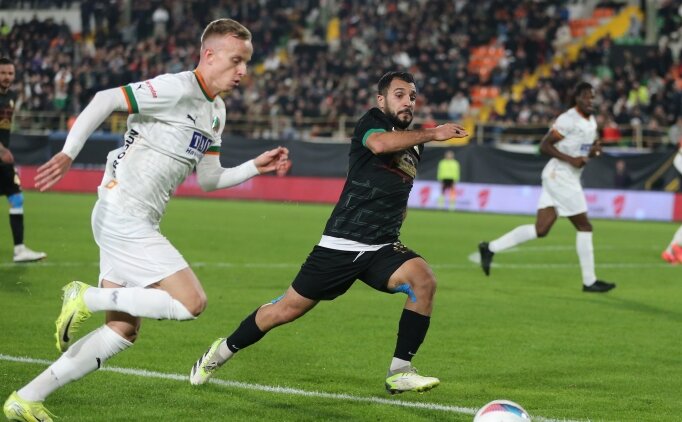 Alanyaspor, Amed'i 3 golle geip turu ald